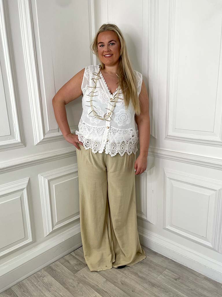 Vintage Crochet Waistcoat - White