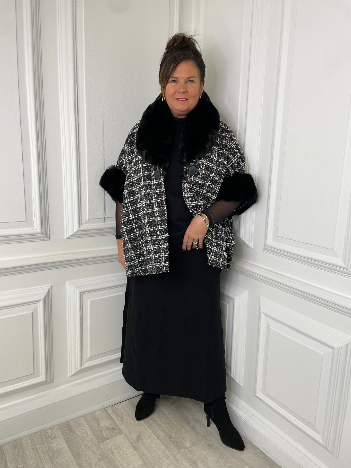 Tweed & Faux Fur Cape - Black