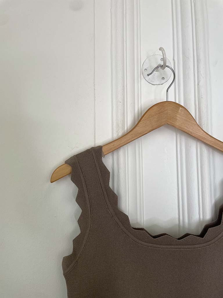 Diamond Edge Vest - Mocha