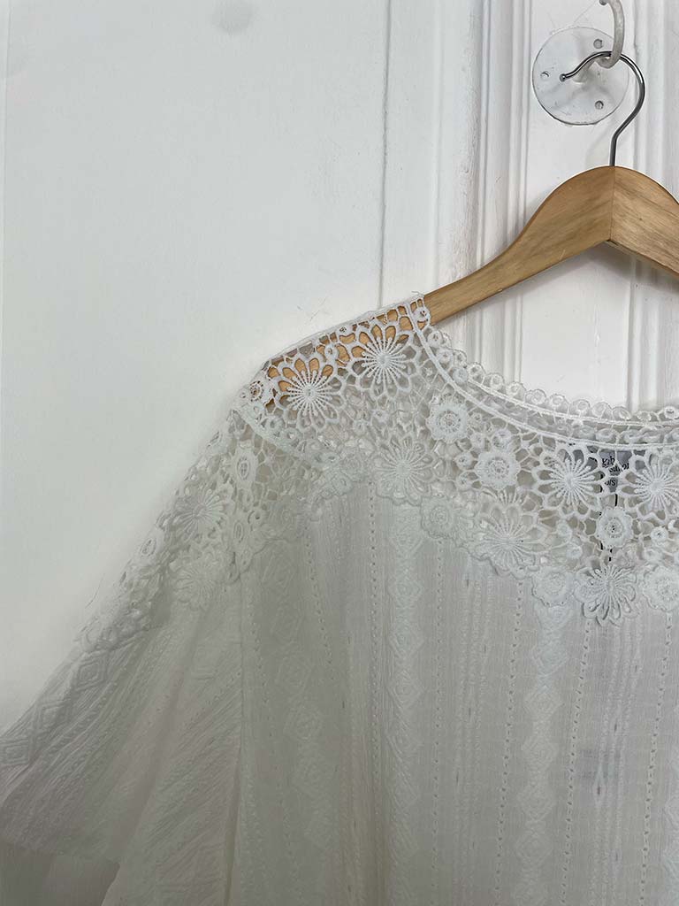 Crochet Shoulder Tee - White