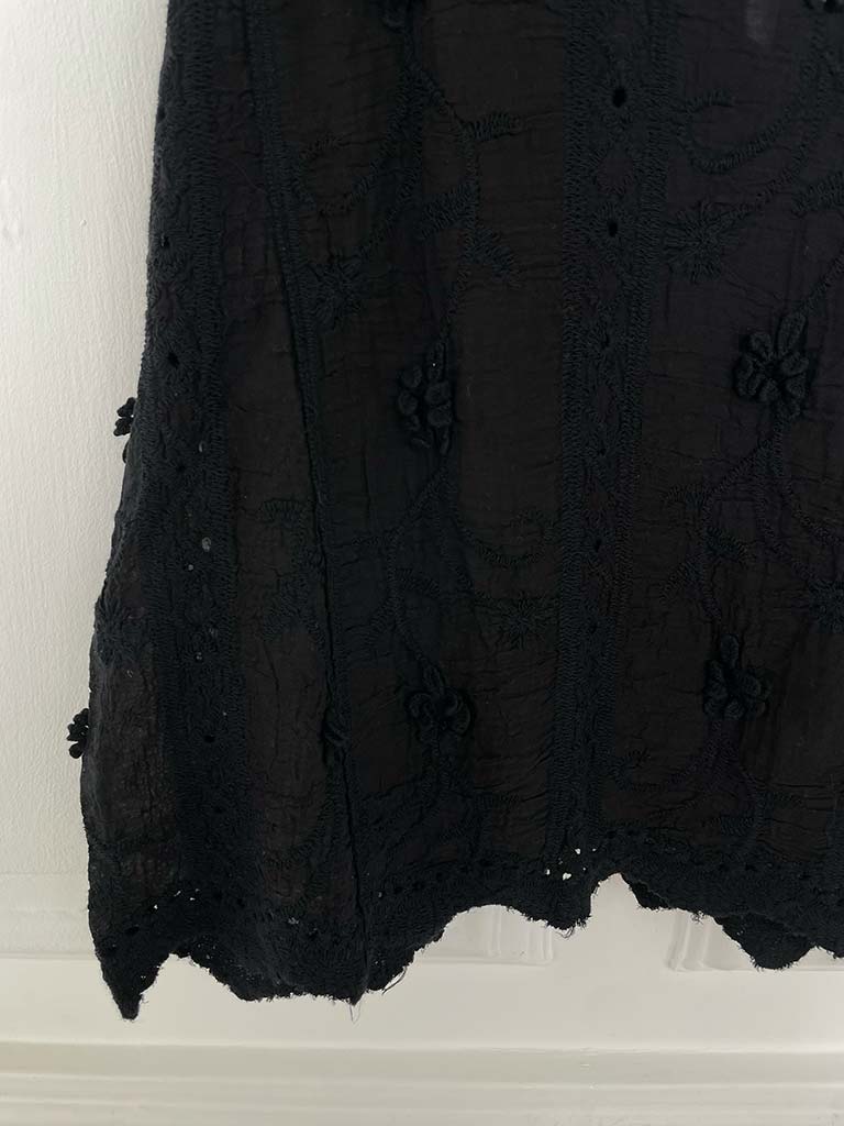 Antique Floral Tank Top - Black