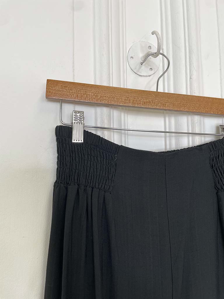 Shirred Waist Trousers - Black