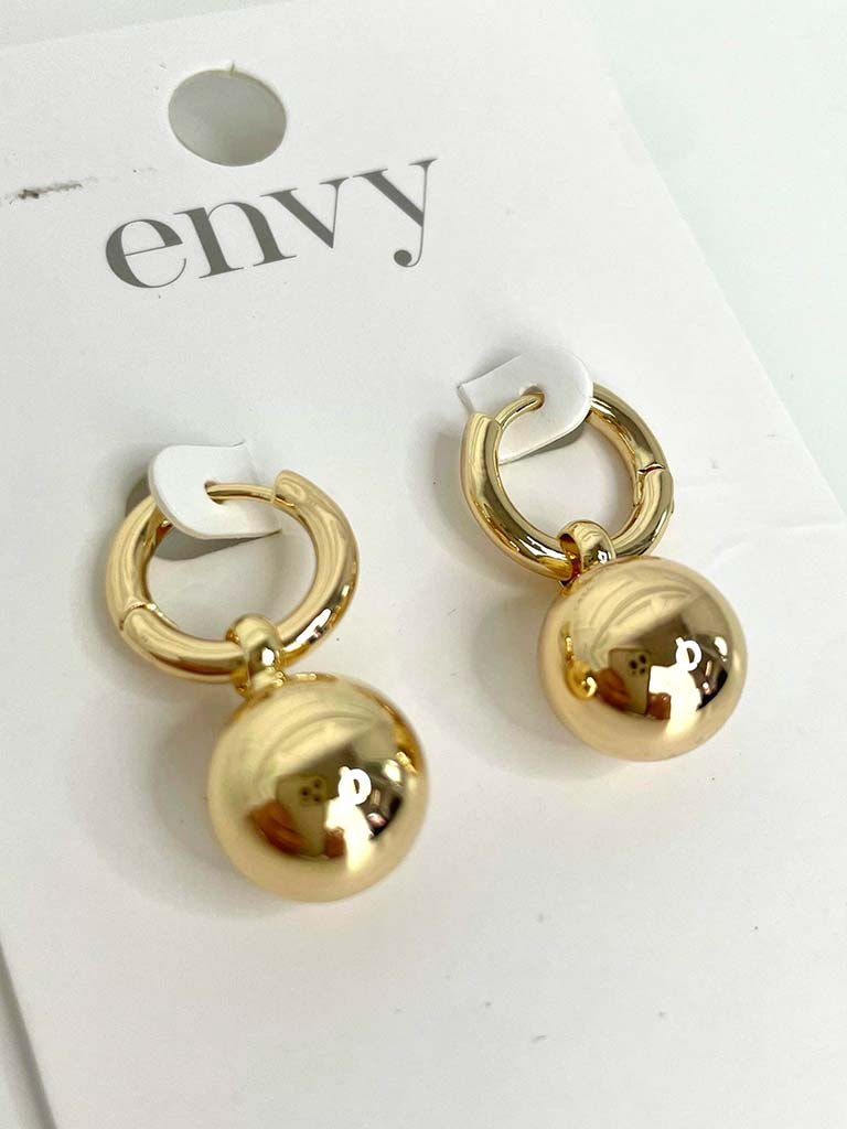 THREE DROP BALL EARRINGS. GOLD – VIKTORIA HAYMAN