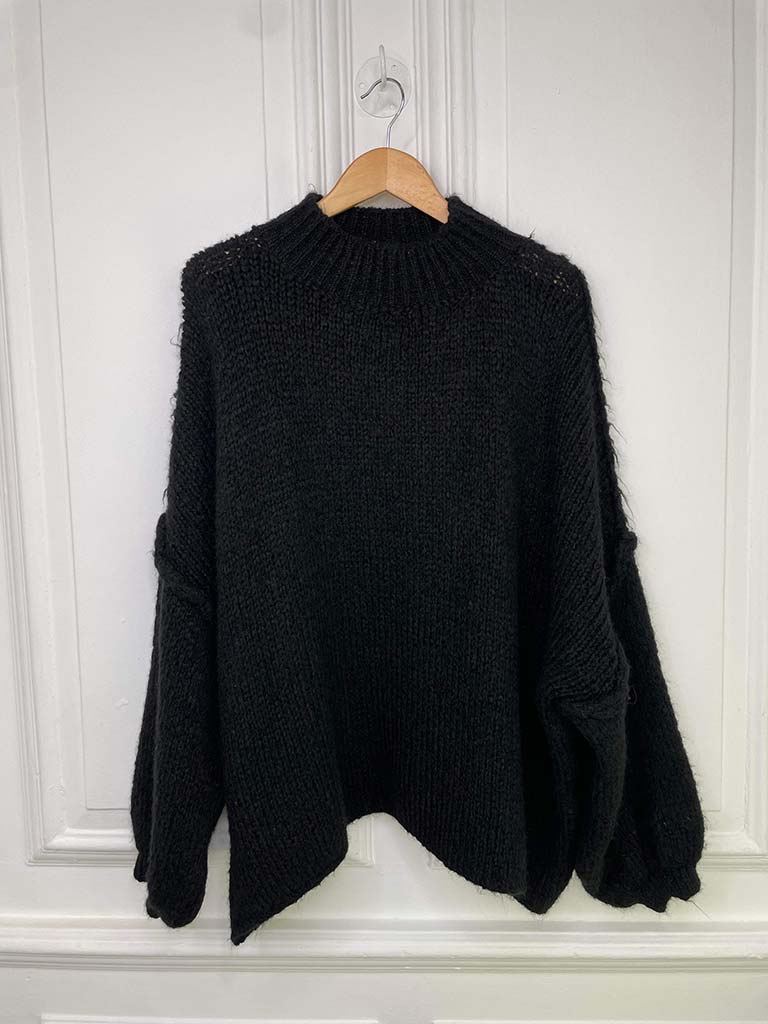 Chunky Exposed Seam Knit - Black