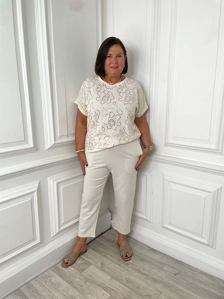 Sequin Flower Tee- Vanilla