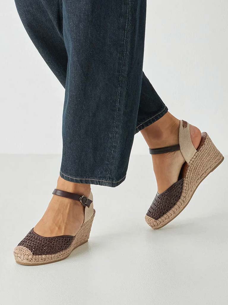 Tamaris Basket Weave Wedges - Mocha
