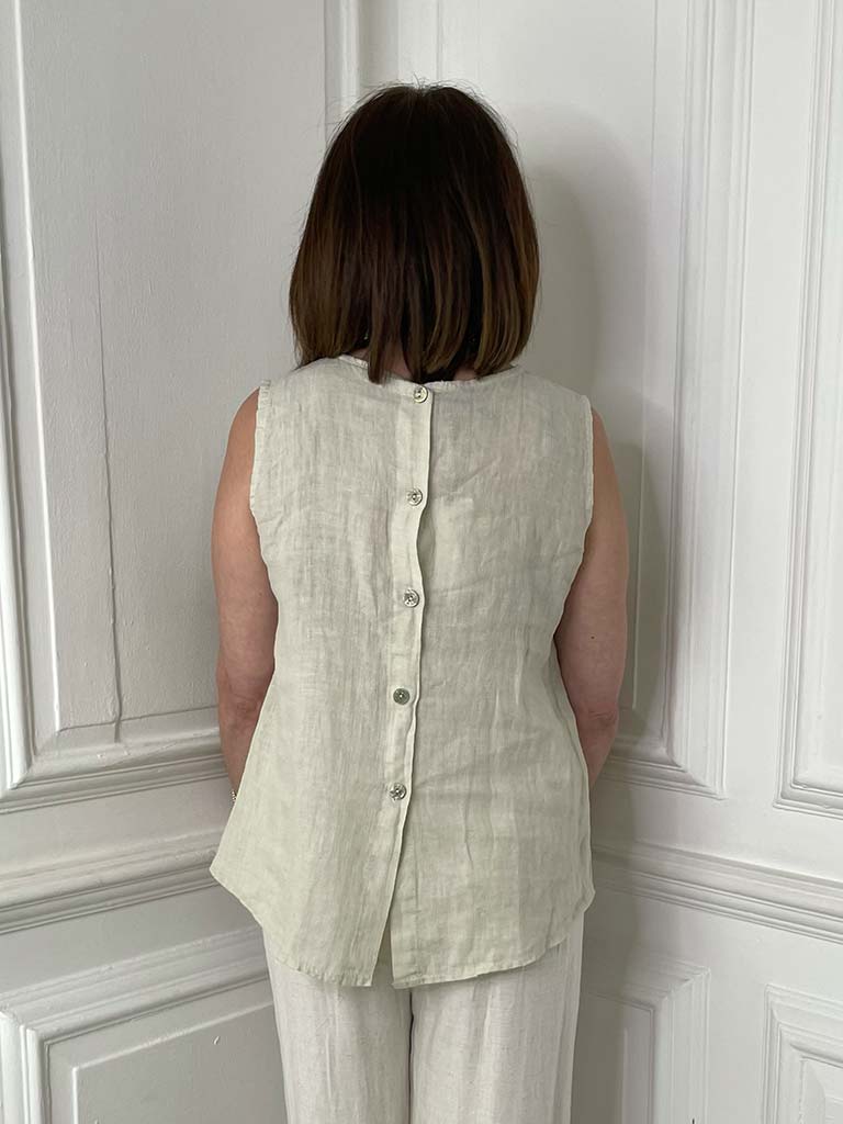 Linen Button Back Top - Calico