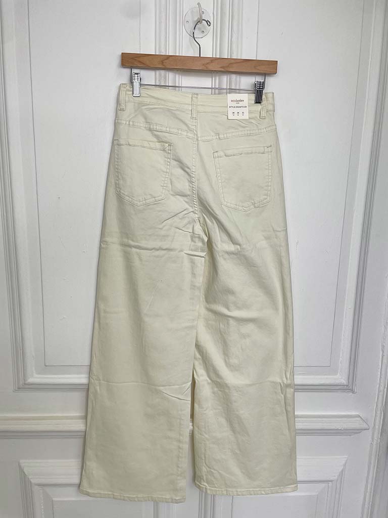 Redberry Wide Leg Jeans - Ecru