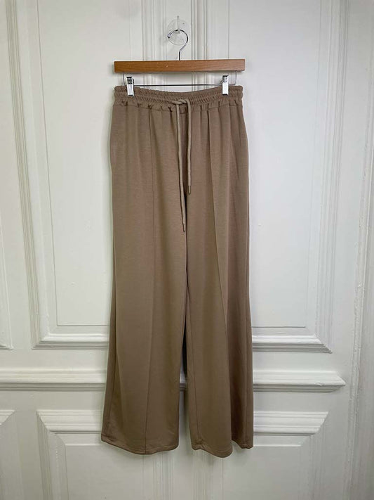 Super Soft Straight Leg Jogger - Taupe