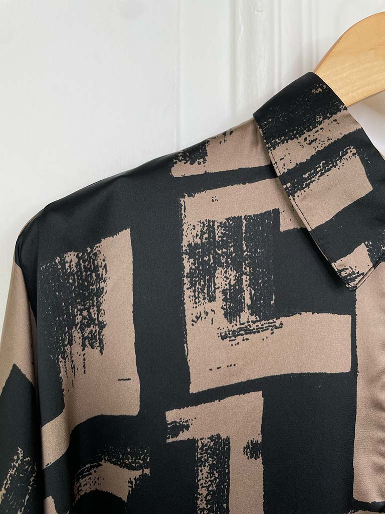 Abstract Rectangle Print Silk Feel Shirt - Coffee & Black