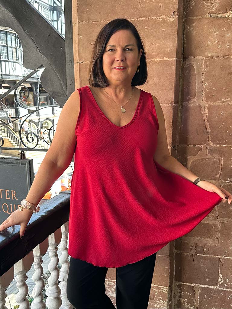 Classic V-Neck Vest - Ruby