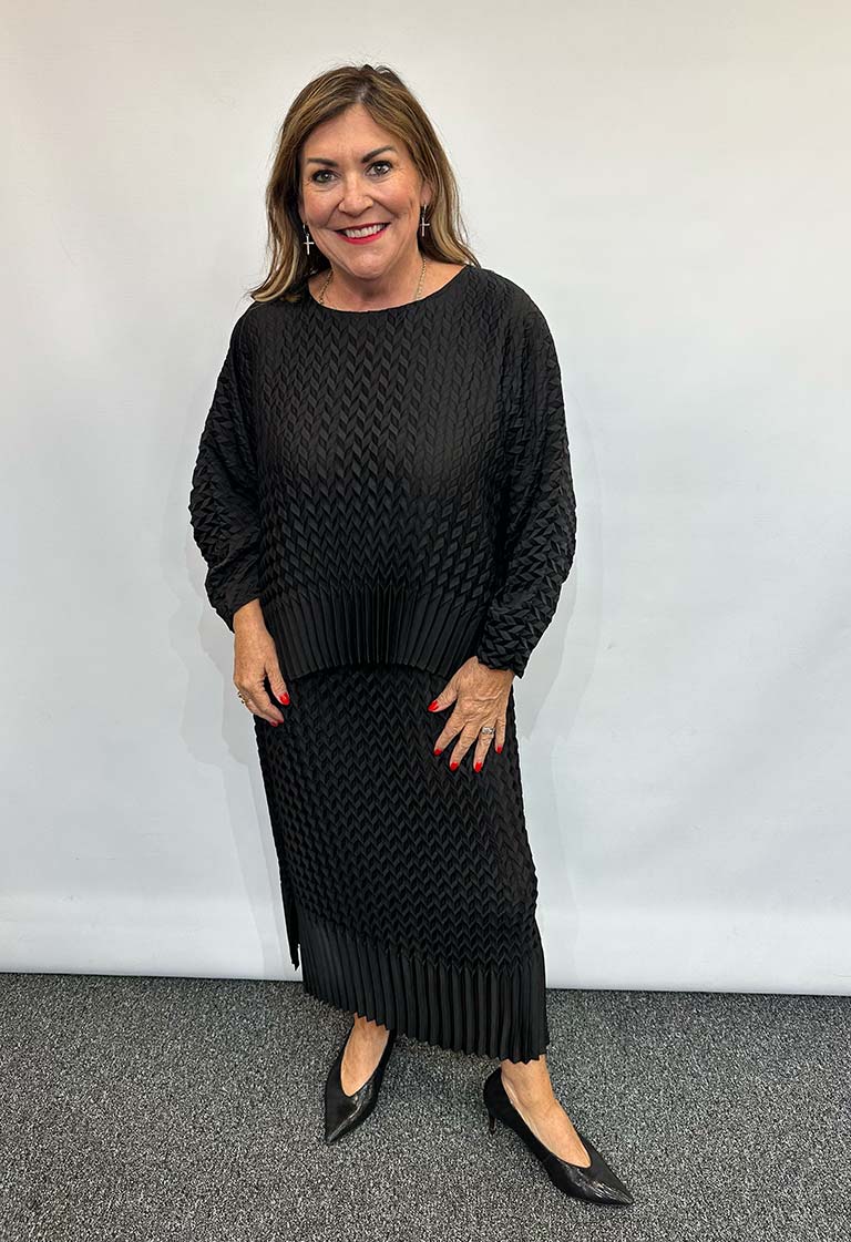 Malissa J Chevron Pleat Top - Black