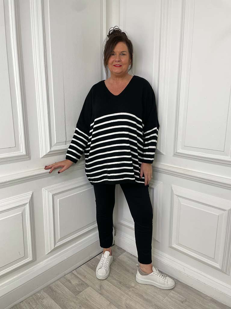 Oversized Striped V-Neck Knit - Black & White