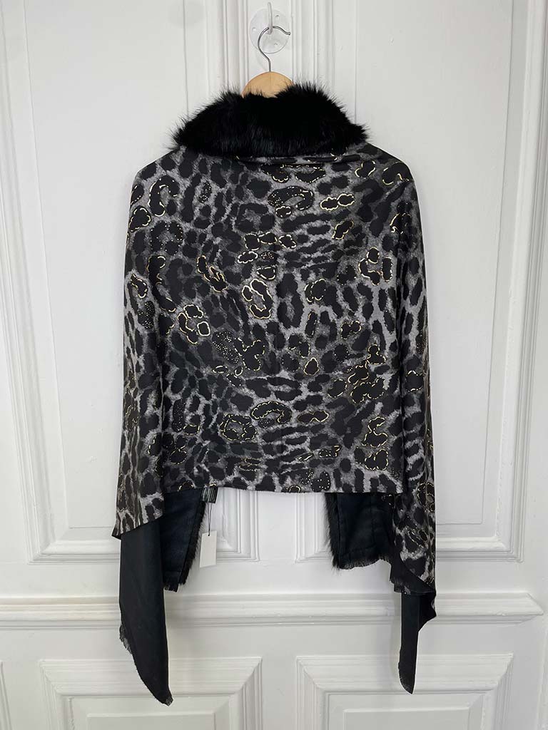 Malissa J Animal Print Shawl - Grey