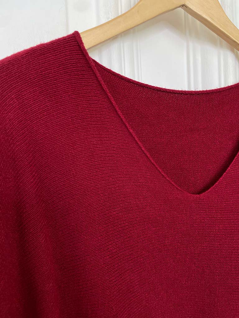 V-Neck Slouchy Knit - Maroon