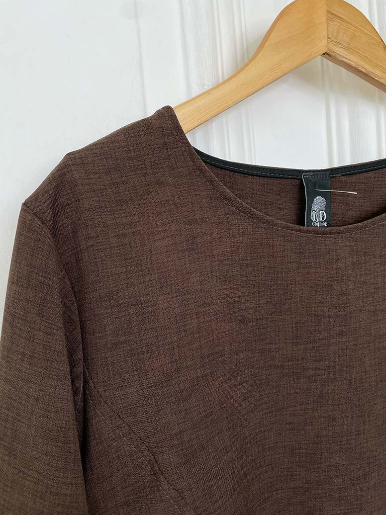 I.D Dipped Back Pocket Top - Chocolate Marl