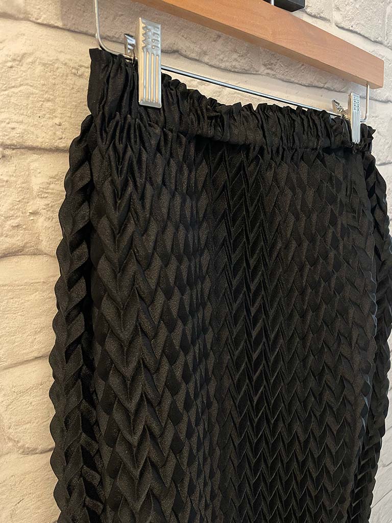Malissa J Chevron Pleat Skirt - Black