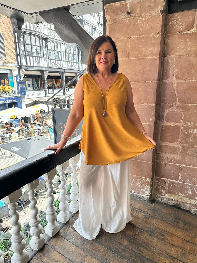 Classic V-Neck Vest - Ochre