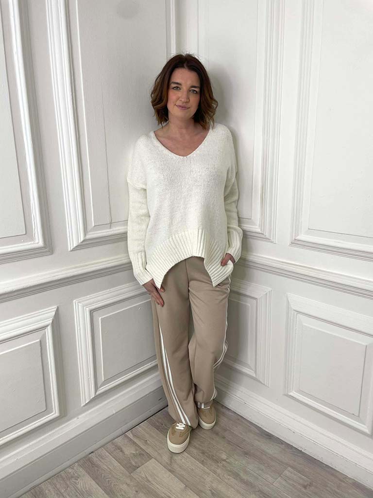 Scooped Hem Chunky Knit - Warm White