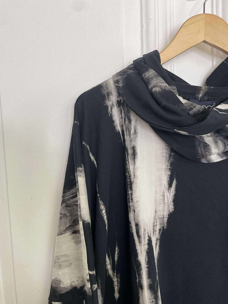 Tie Dye Pocket Top - Black & Stone