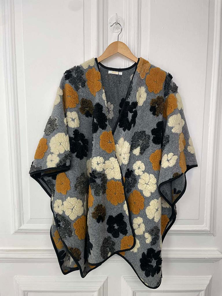 Malissa J Polar Fleece Flower Wrap - Grey & Tan