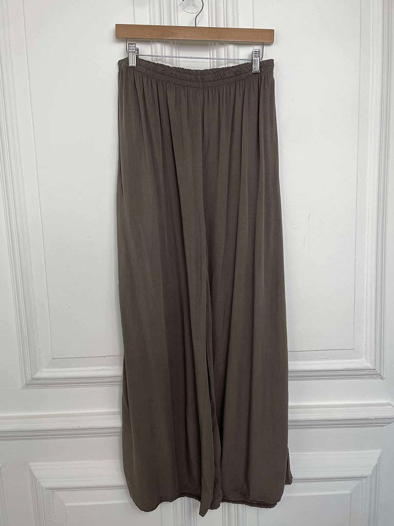 Wide Leg Flowing Trousers - Chocolate