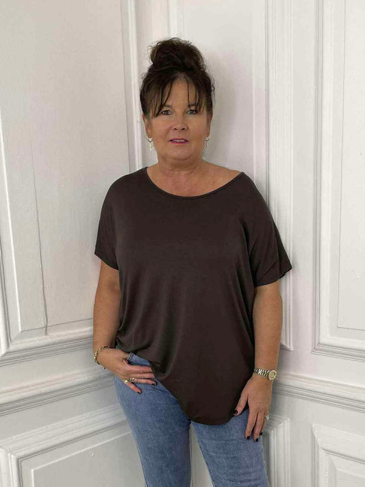 Basic T-Shirt - Chocolate