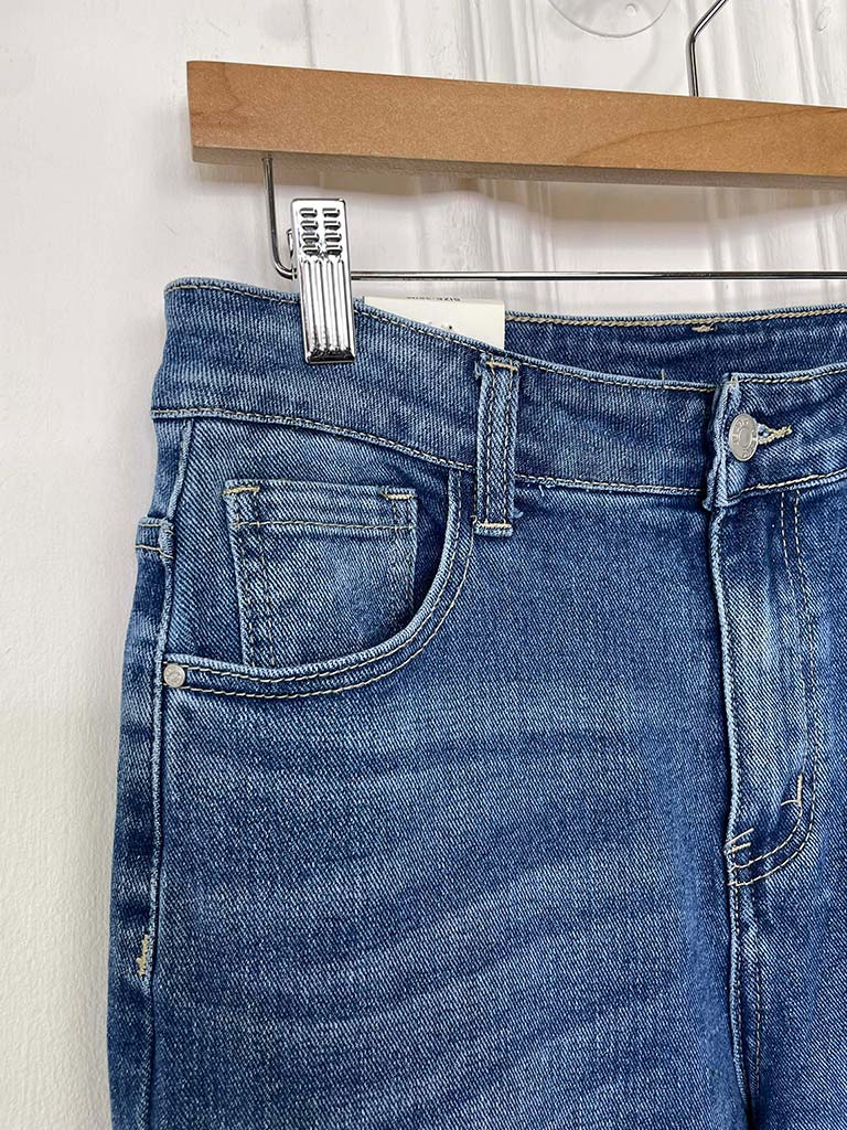 Straight Leg Jeans - Mid Blue