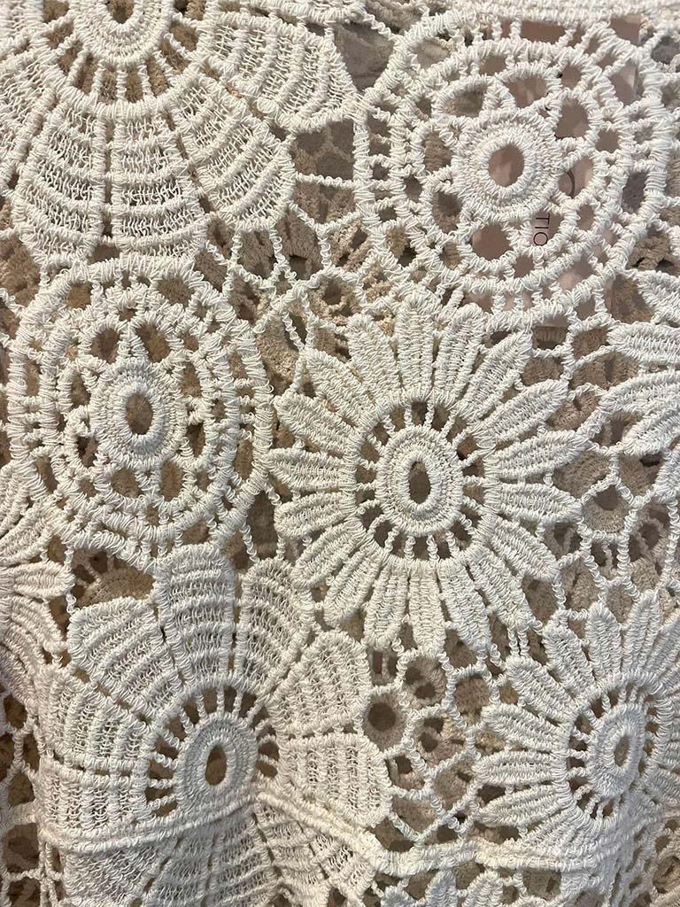 Daisy Cropped Crochet Top - Ecru