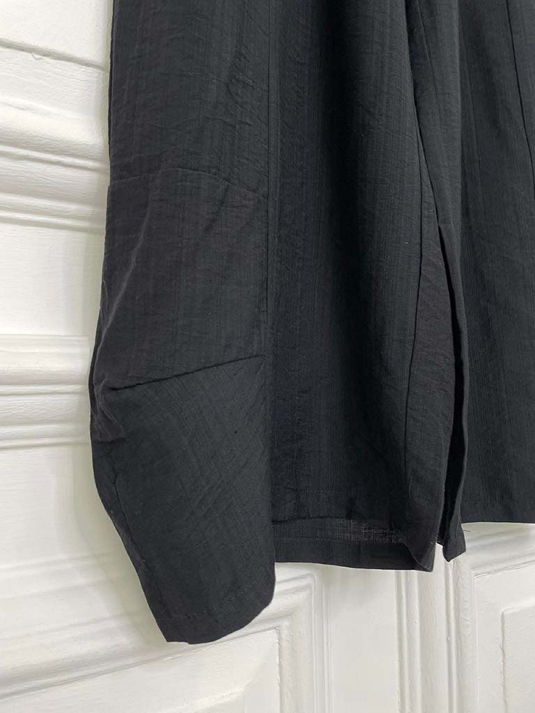 Wide Curved Hem Trousers - Black