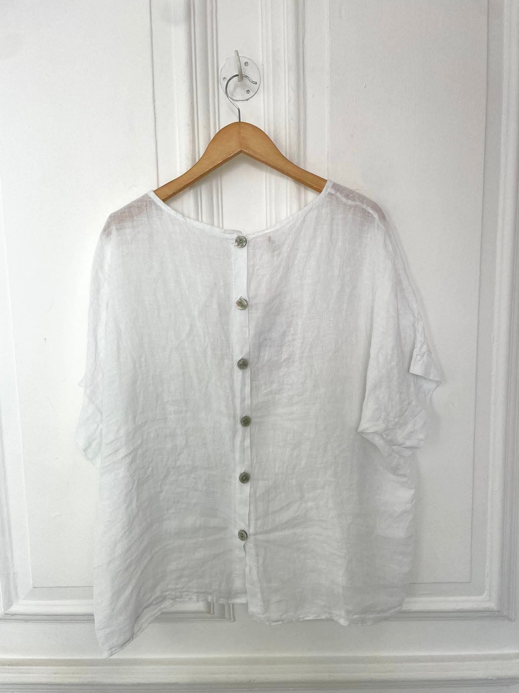 Linen Button Back Pocket Top - White