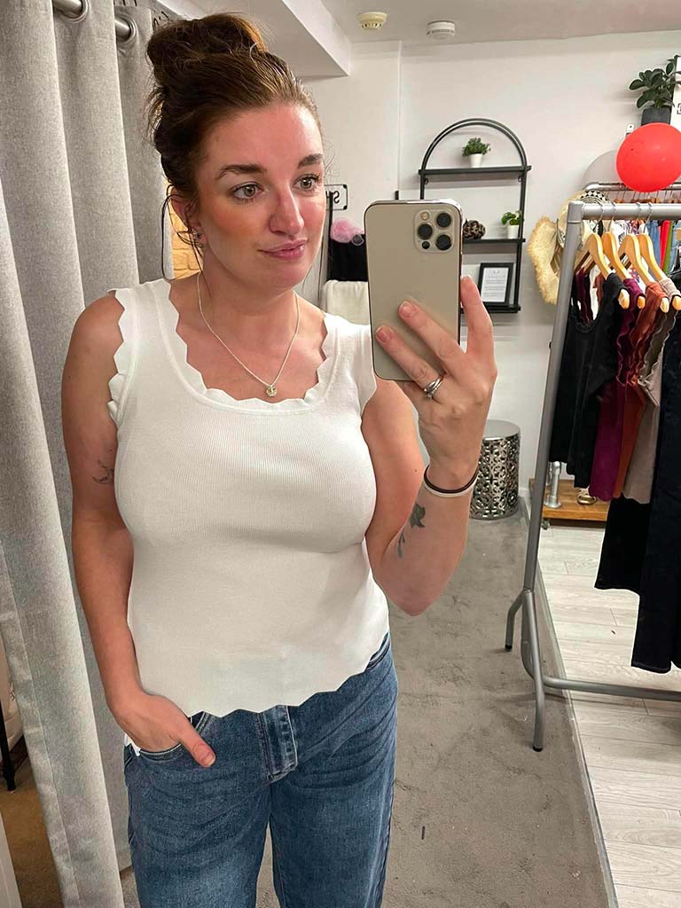Diamond Edge Vest - Warm White
