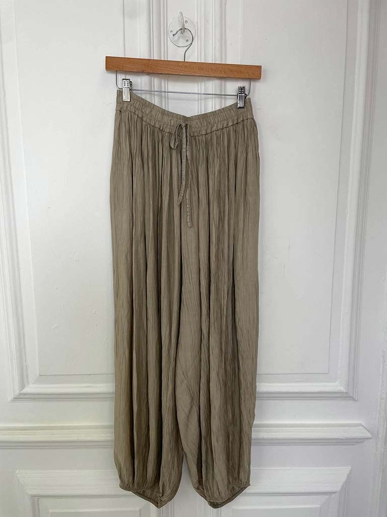 Crepe Balloon Pants - Latte