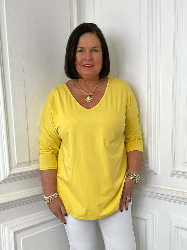 V-Neck Scooped Hem Top - Lemon