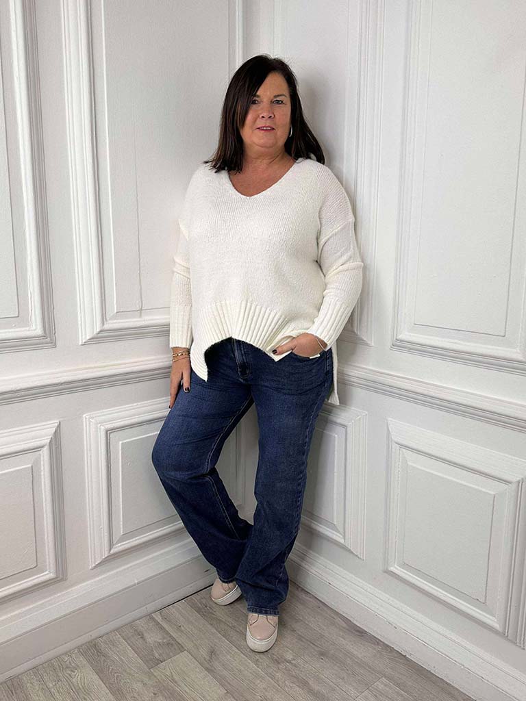 Scooped Hem Chunky Knit - Warm White