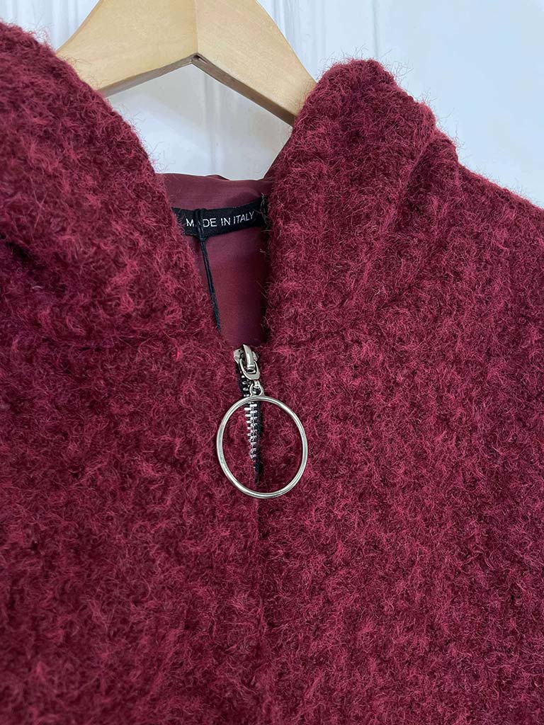 Bubble Hem Hooded Gilet - Merlot