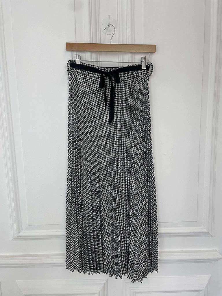 Houndstooth Pleated Skirt - Mono