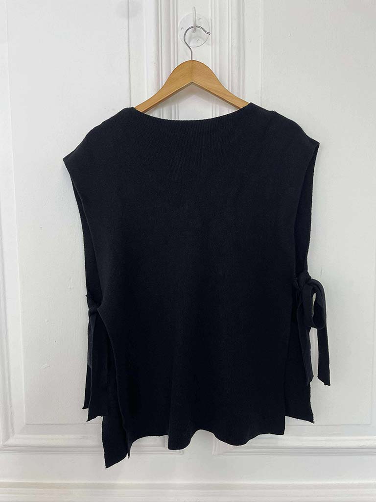 Tie Side Knit Waistcoat - Black