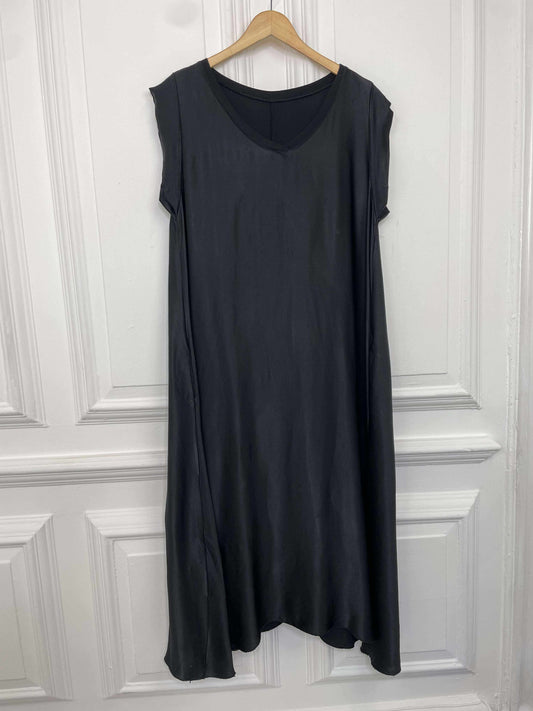Silk Feel Midi Dress - Black