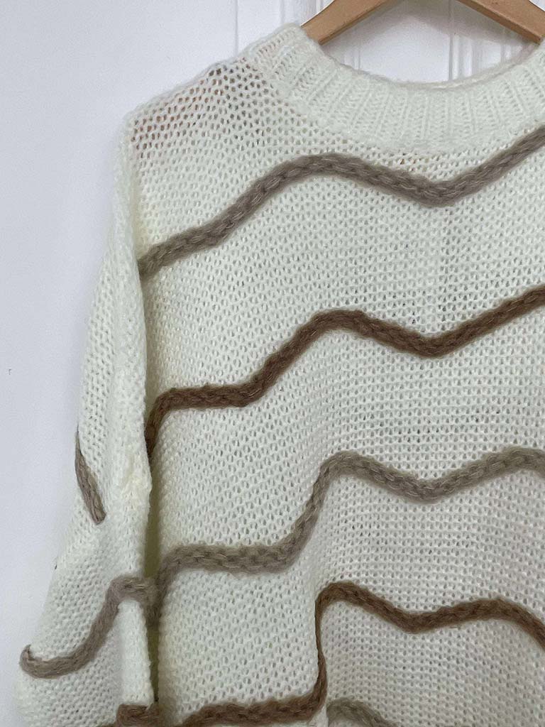Slouchy Wave Knit - Ecru