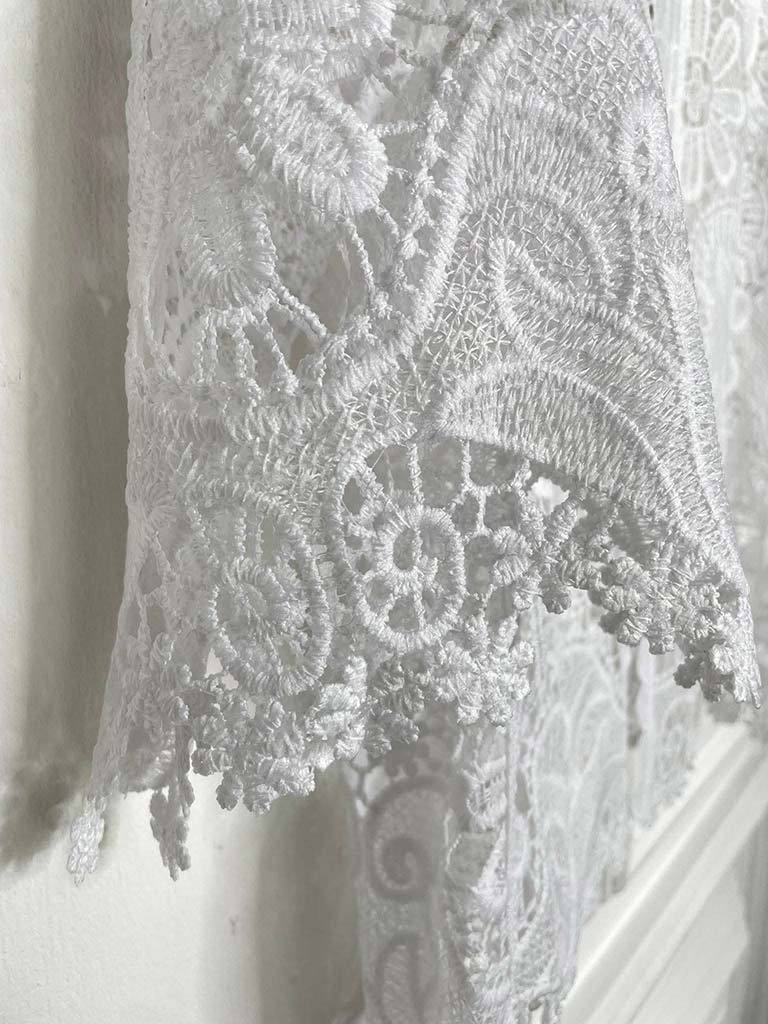 Daisy Tile Crochet Jacket - White