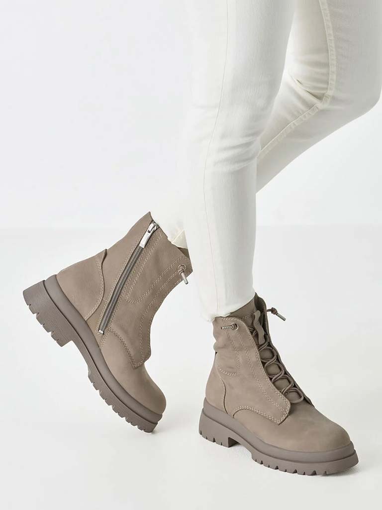 Tamaris Chunky Boots - Taupe up by