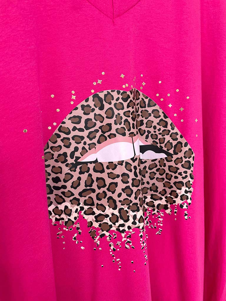 Leopard Lips Tee - Fuchsia