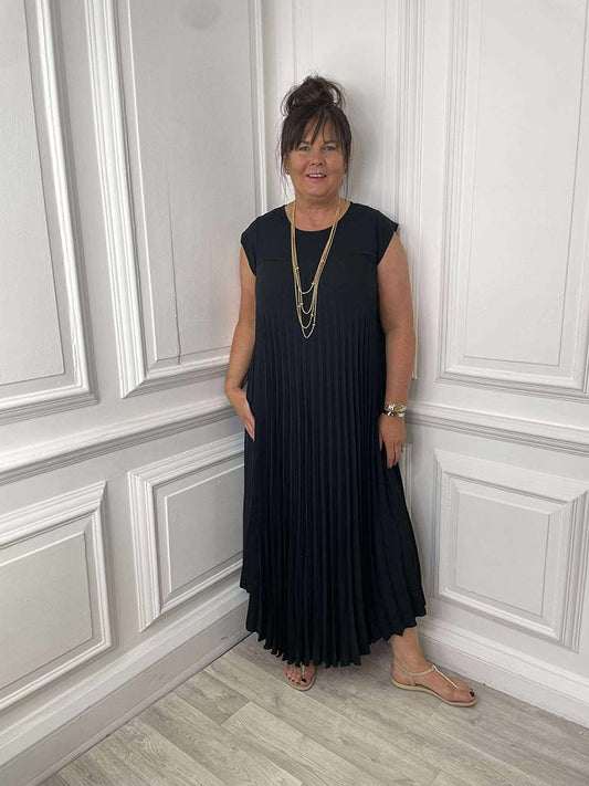 Pleat Maxi Dress - Black