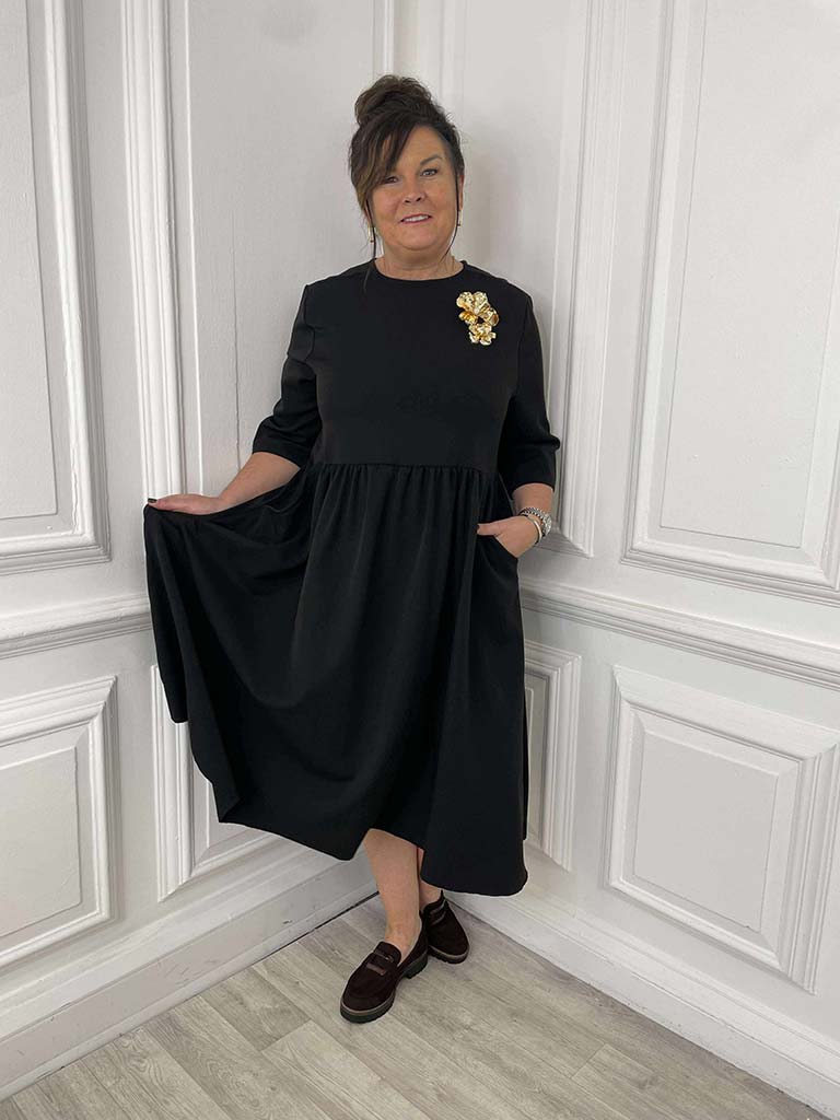 Gold Brooch Smock Midaxi Dress - Black