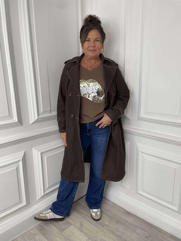 Sequin Lips Tee - Taupe