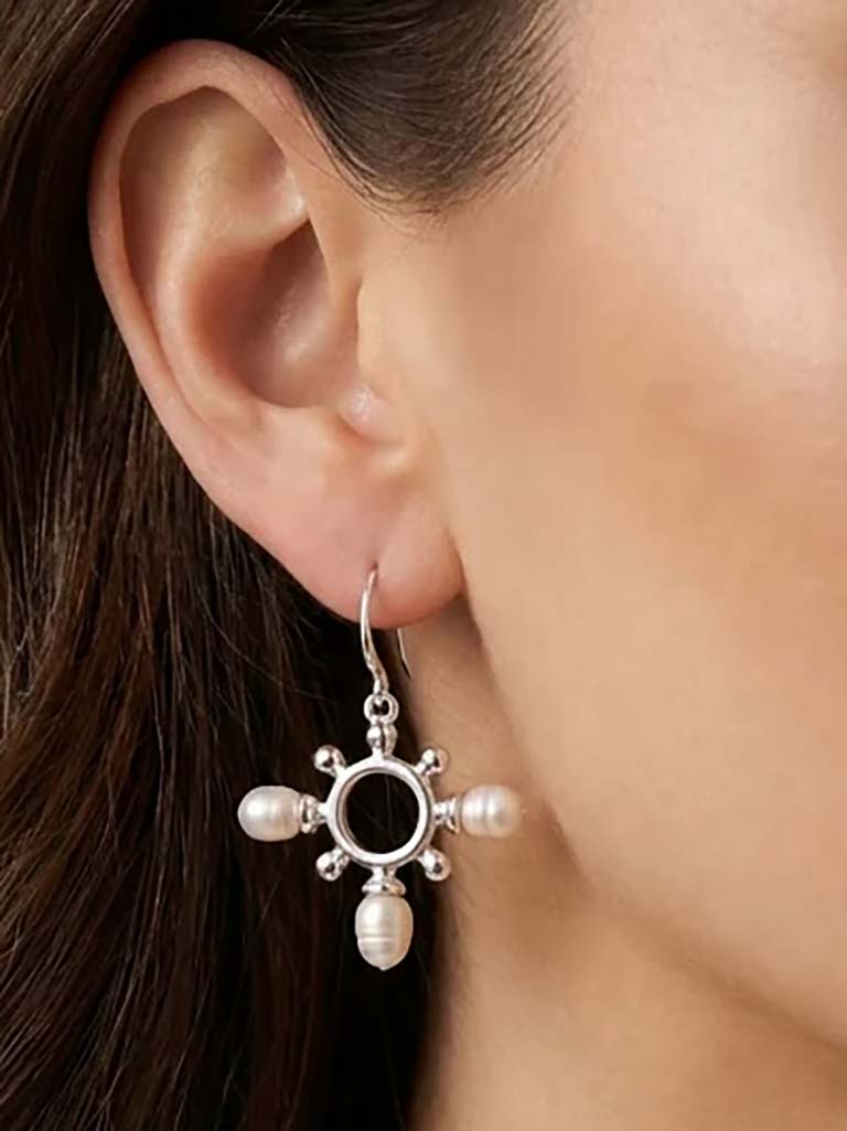 Envy Pearl Helm Earrings - Silver