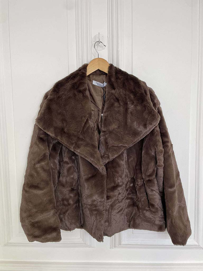 Luxe Faux Fur Jacket - Chocolate