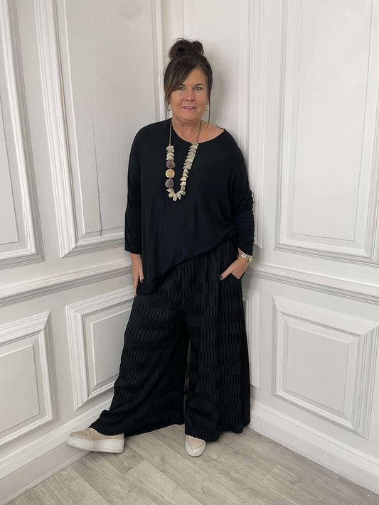 Textured Pleat Palazzos - Black