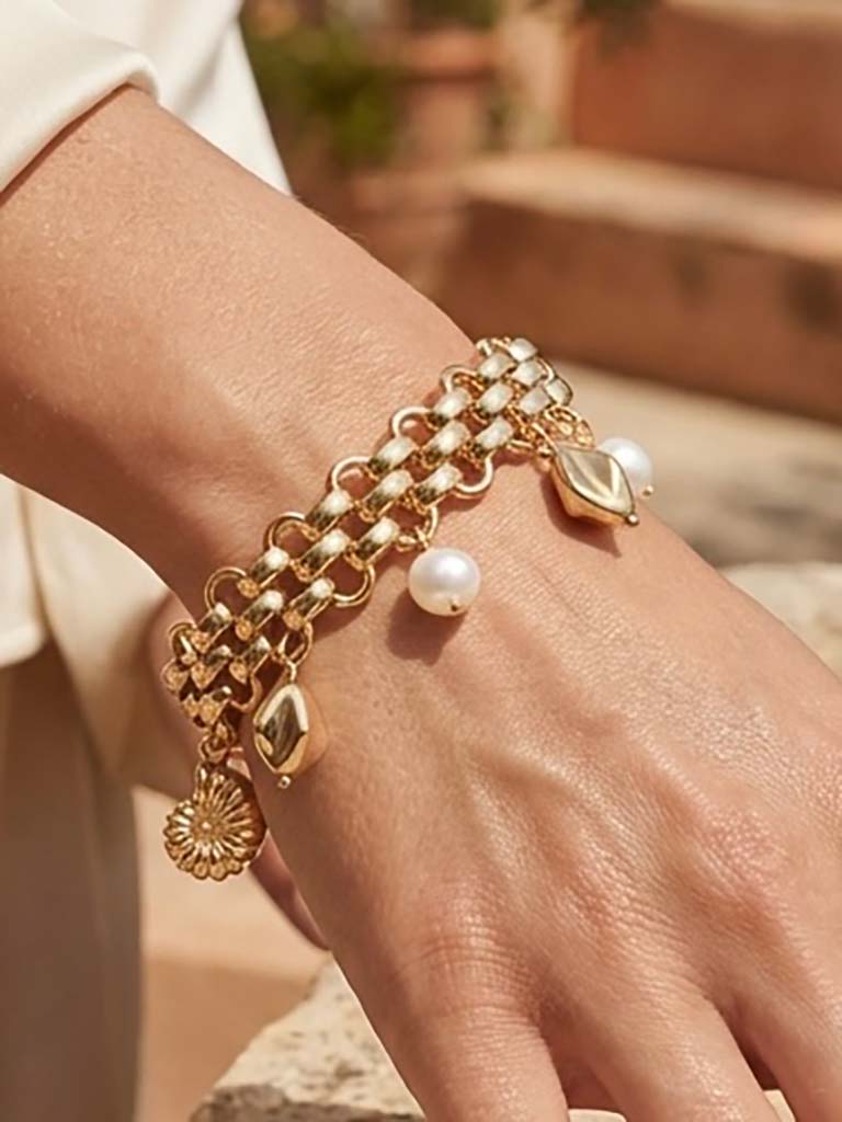 Envy Chainmail Charm Bracelet - Gold